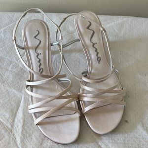 Womens White Luster Dress Shoe size 8.5
